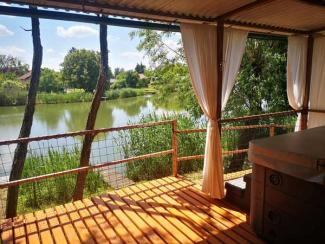 privát jakuzzis szállás